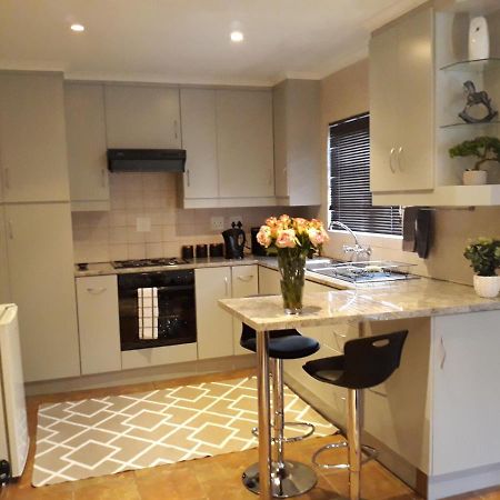 Apartament Fancy Pansy Germiston Zewnętrze zdjęcie