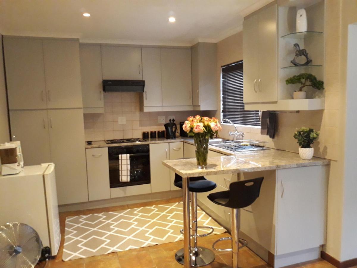 Apartament Fancy Pansy Germiston Zewnętrze zdjęcie