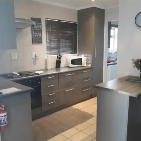 Apartament Fancy Pansy Germiston Zewnętrze zdjęcie